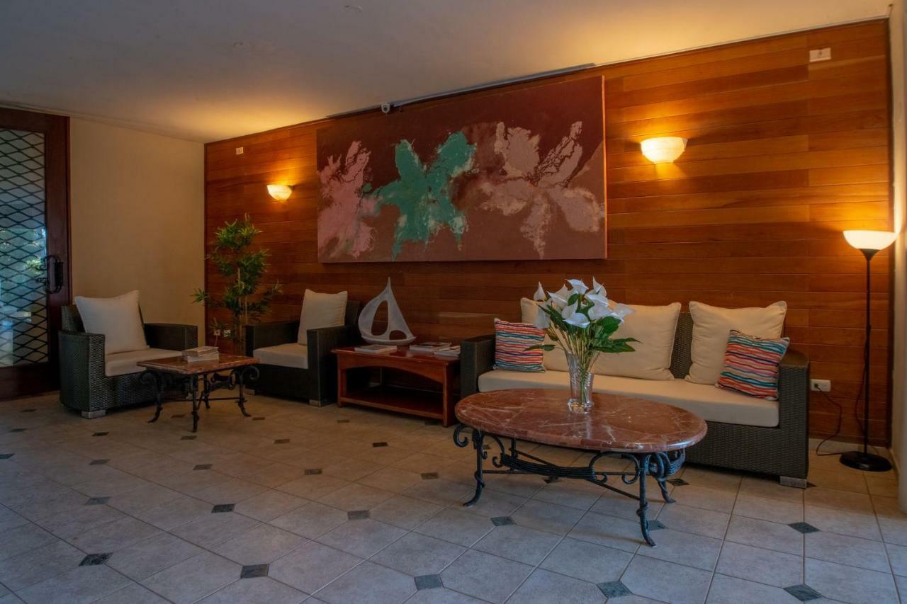 Velero Beach Resort 카바레테 외부 사진